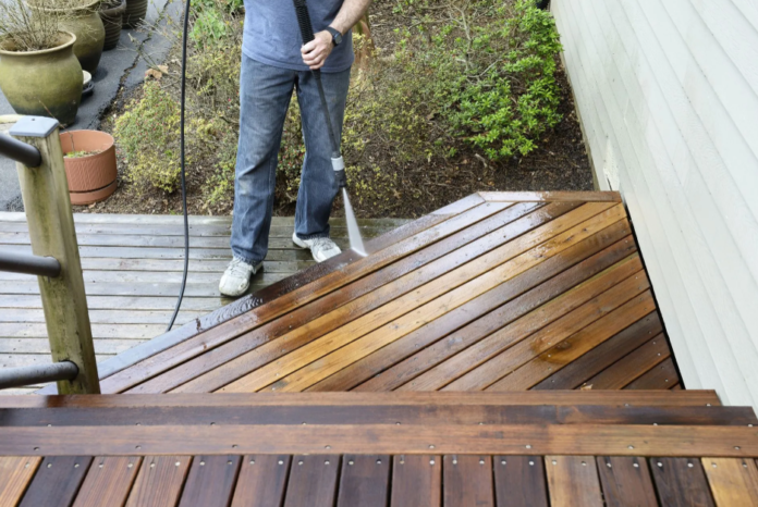 residential deck and fence contractors