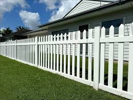 The Charm of Wooden Log Fences: Aesthetic and Functional Beauty