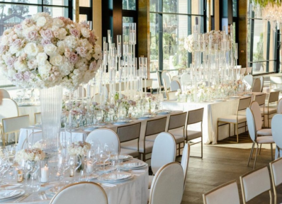 Stunning flower bouquets at a wedding