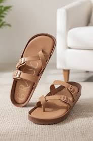 comfortable sandals for women